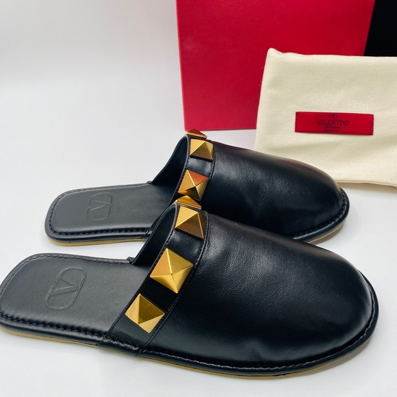 Valentino Garavani Women’s Roman Stud Black Leather Slides Size 37 NWB Authentic - Picture 4 of 8